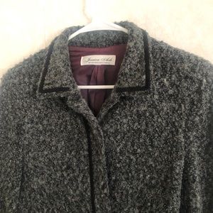 Nice coat size 6 by Jessica Ash
